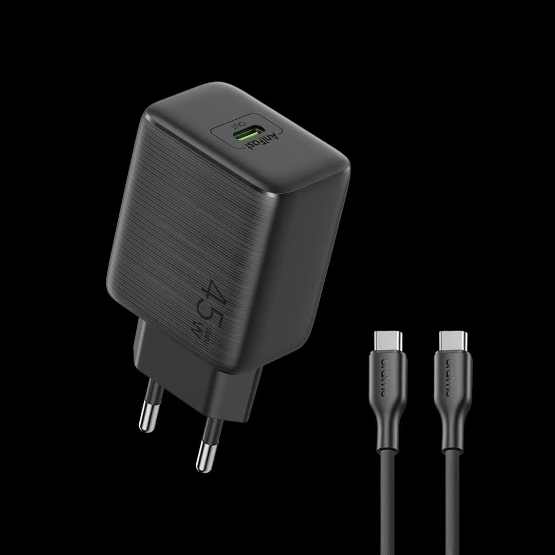 Oraimo PowerGaN 451 45W Gan Ultra Fast Wall Charger chez oraimo