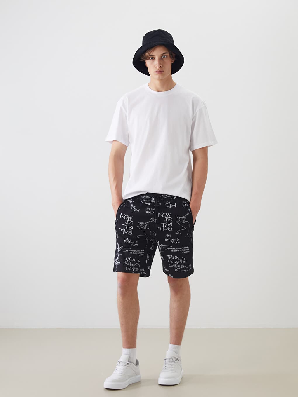 Shorts LC Waikiki Pour Hommes Coupe Standard